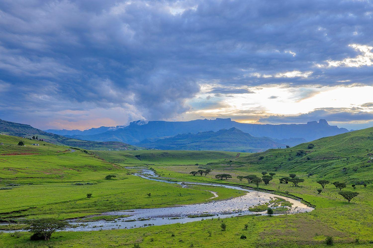 Hlalanathi Drakensberg Resort 伯格维尔 外观 照片