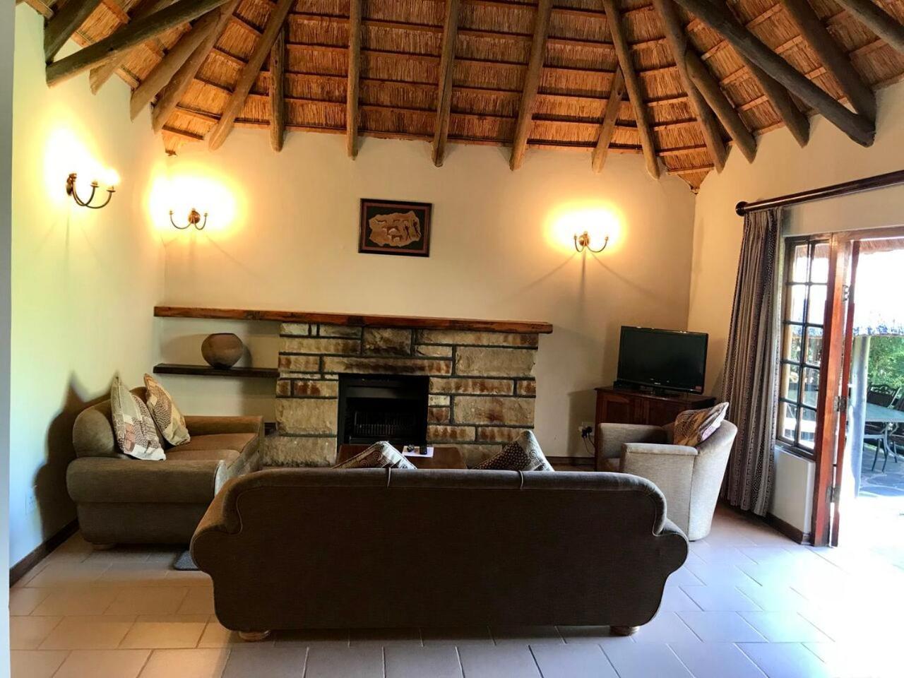 Hlalanathi Drakensberg Resort 伯格维尔 外观 照片