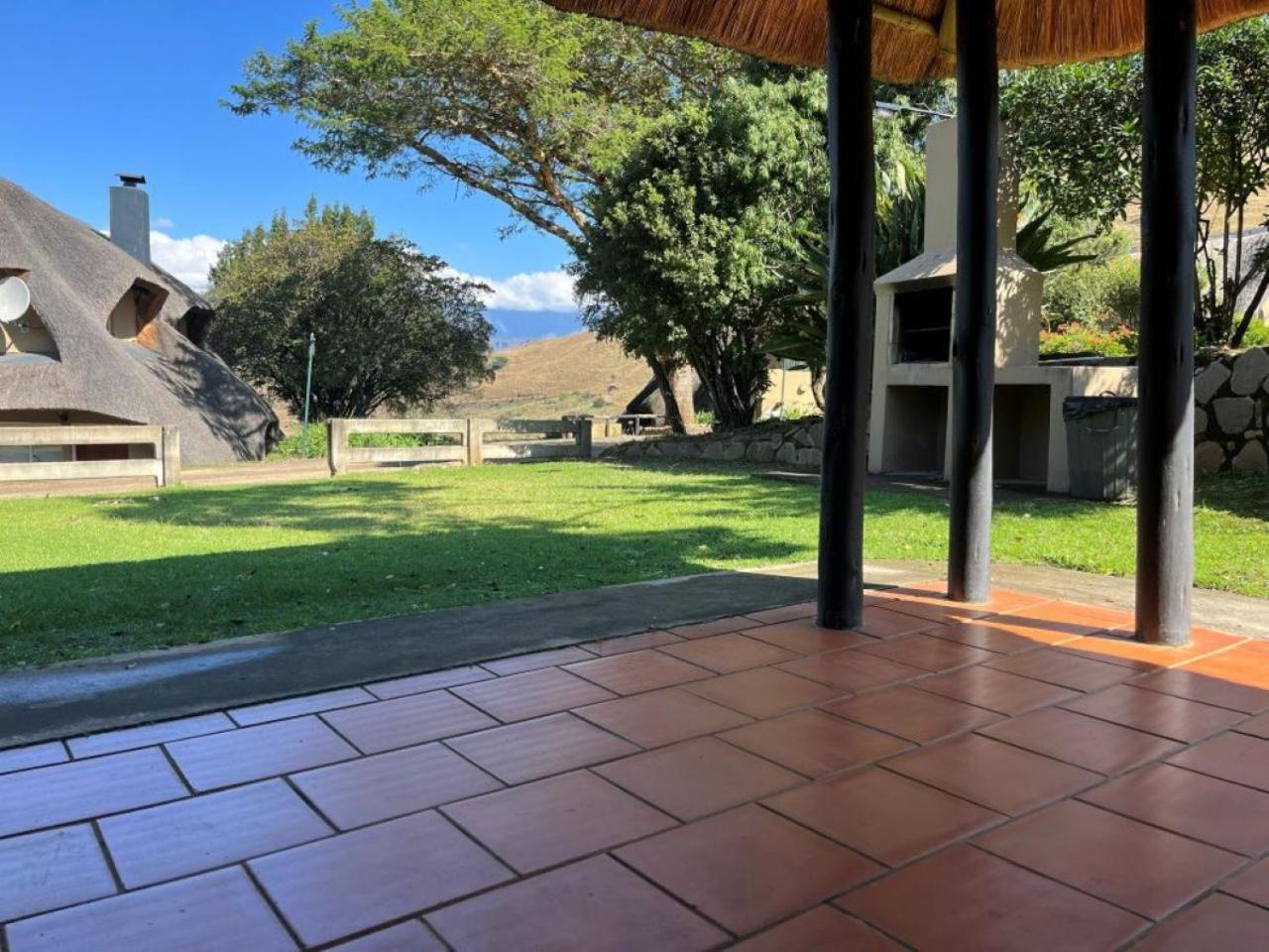 Hlalanathi Drakensberg Resort 伯格维尔 外观 照片